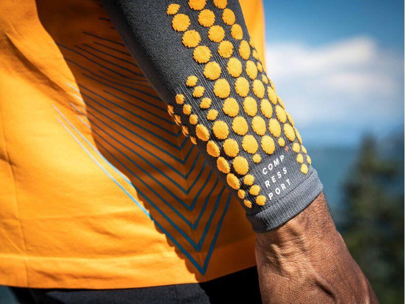 Compressport ArmForce Ultralight Sleeves Grey/Orange 3/4