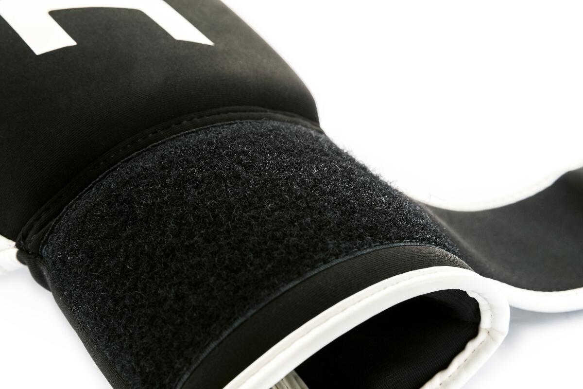 UFC PRO Washable Boxing Gloves – Black/White – L 14/15