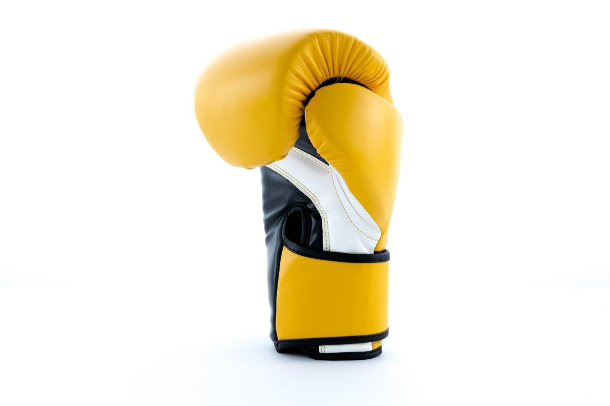 UFC PRO Trainings-Boxhandschuhe – Gelb/Schwarz – 12OZ 14/15