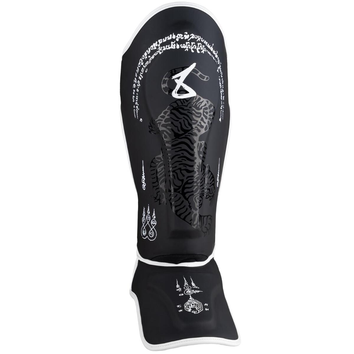 8 WEAPONS Shin Guards - Sak Yant Big Tiger black M 11/15