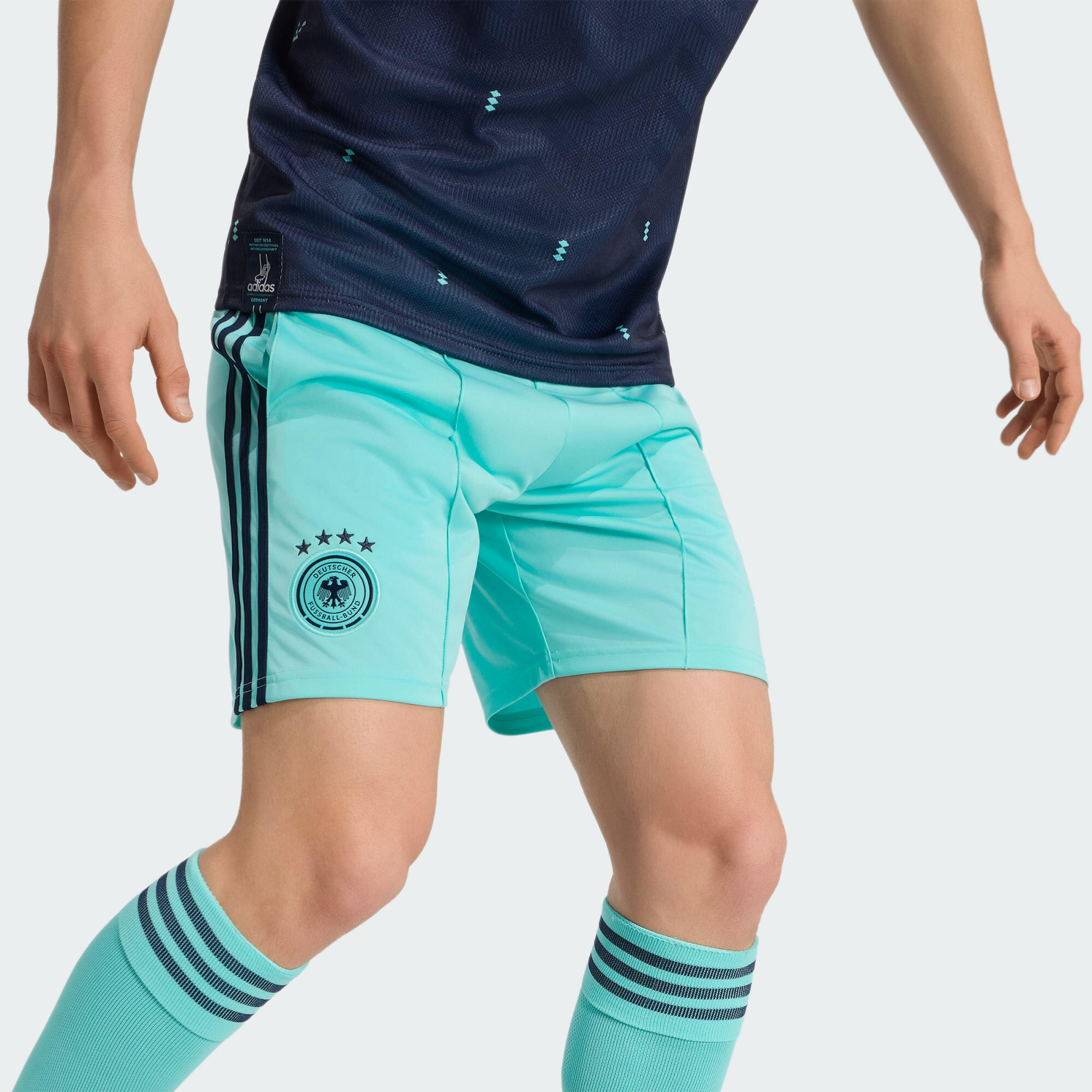 Short Away Germania 26 5/8