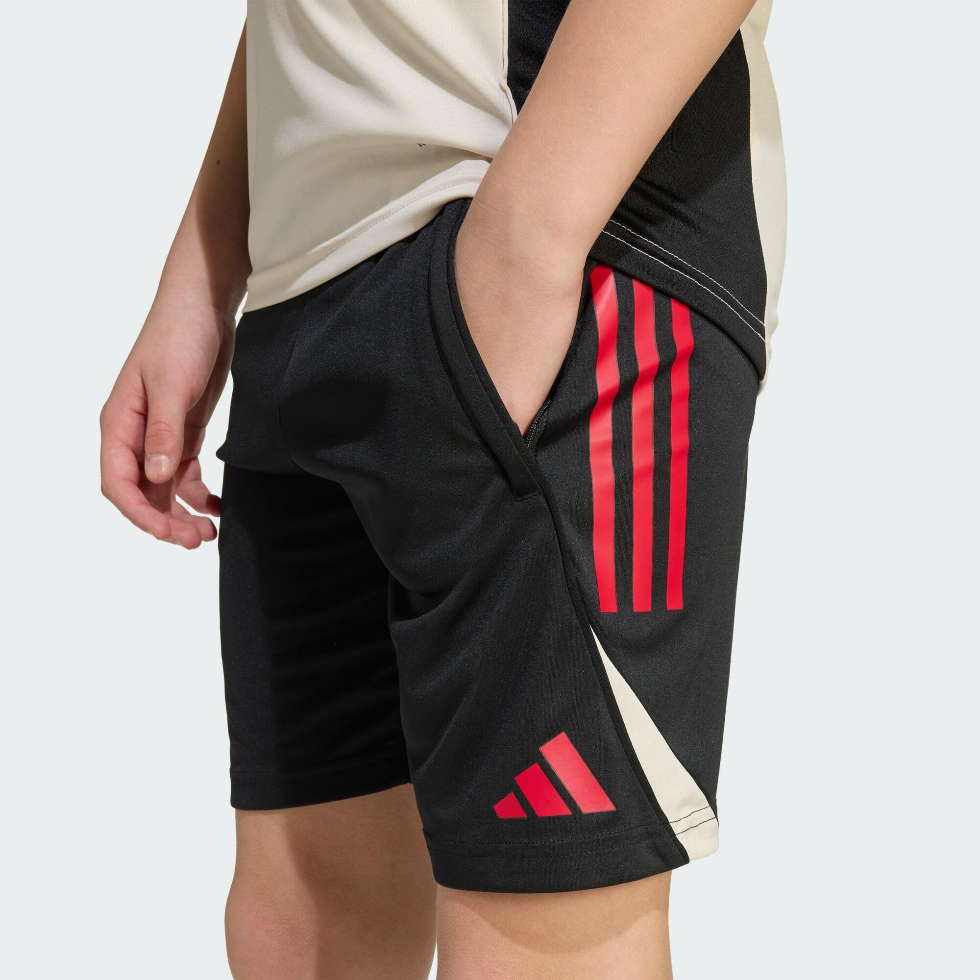 Liverpool FC Tiro 25 Competition Training Short 4/7