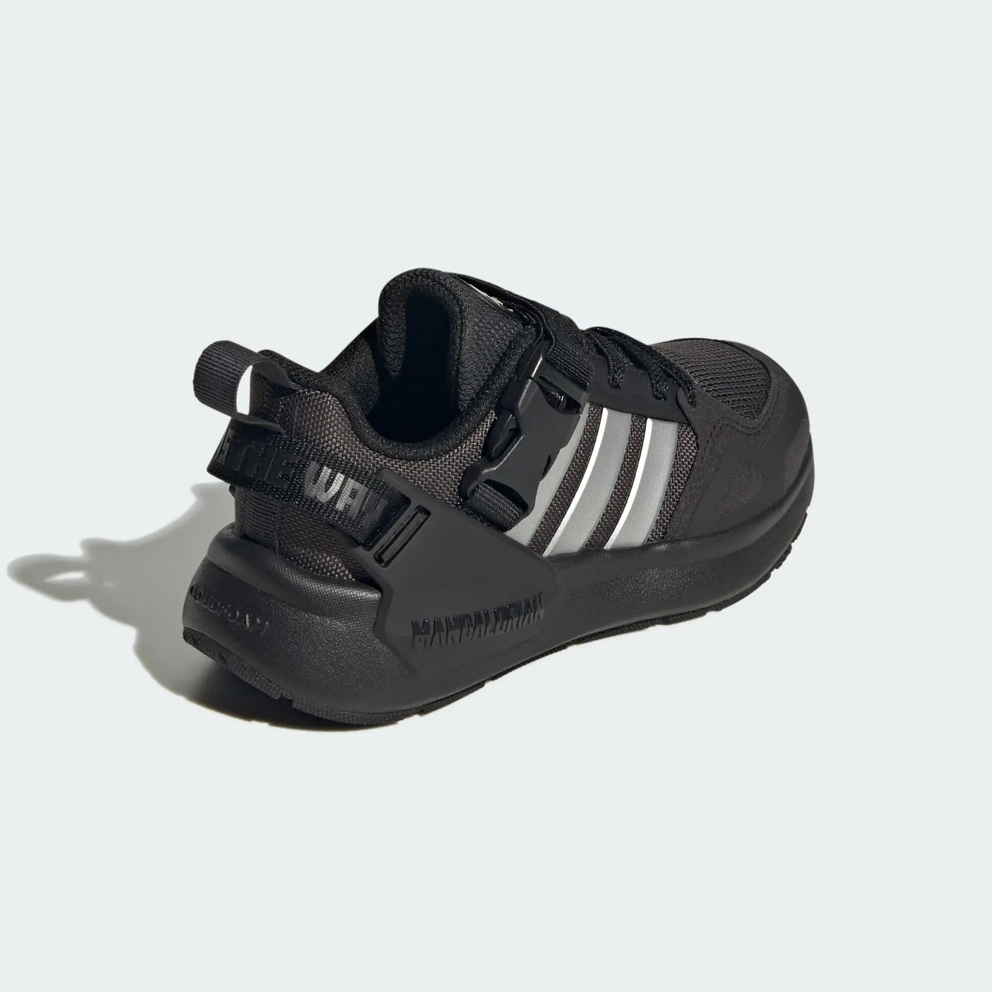 SAPATILHAS DE RUNNING ADIDAS STAR WARS MANDALORIAN — CRIANÇA 7/8