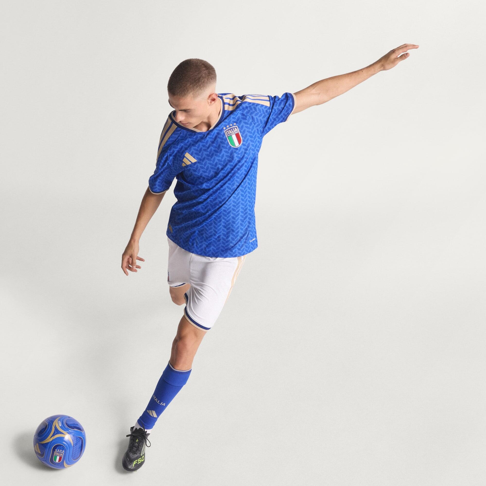 Italien 26 Authentic Heimtrikot 6/8