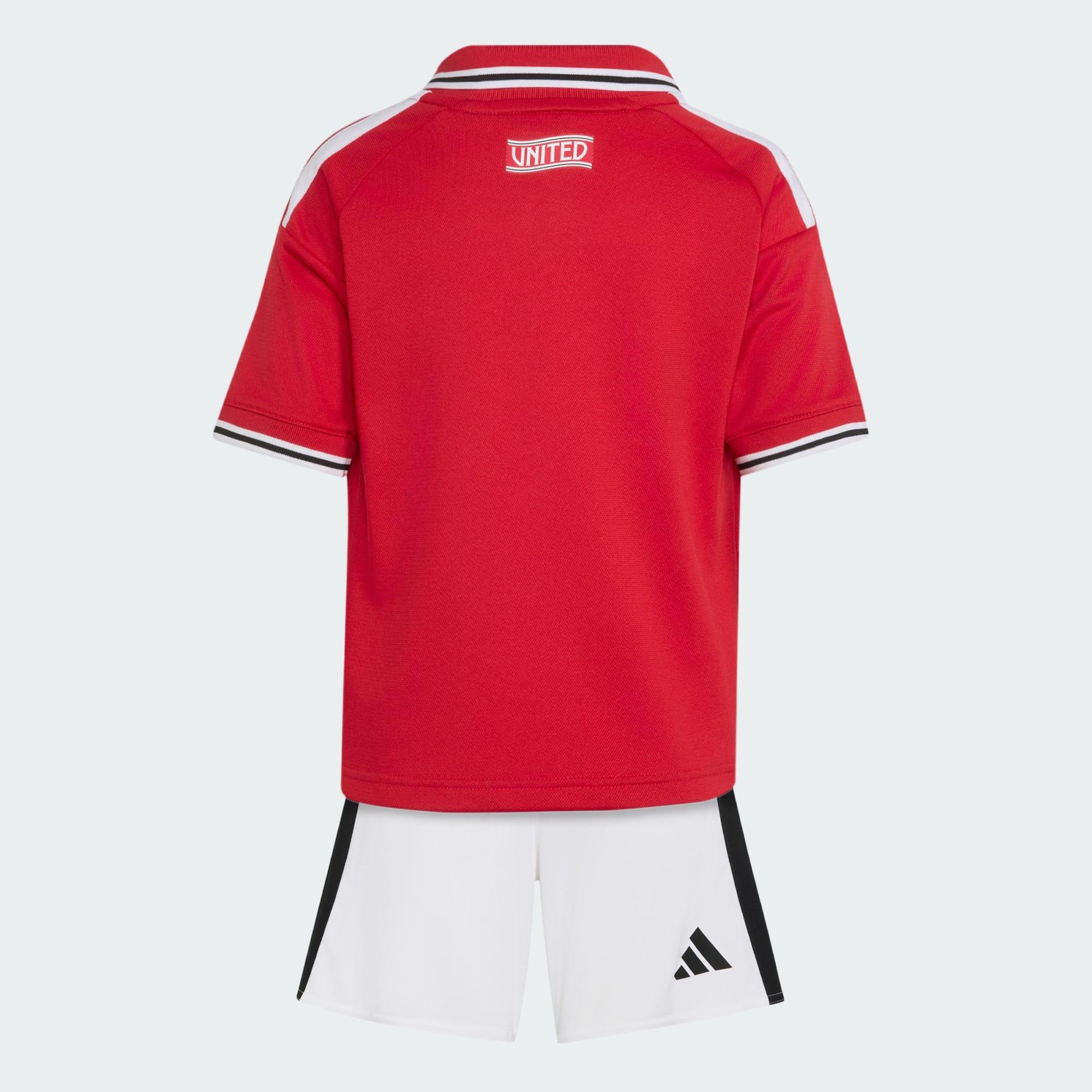 Zestaw podstawowy dla dzieci Manchester United 26/27 6/7