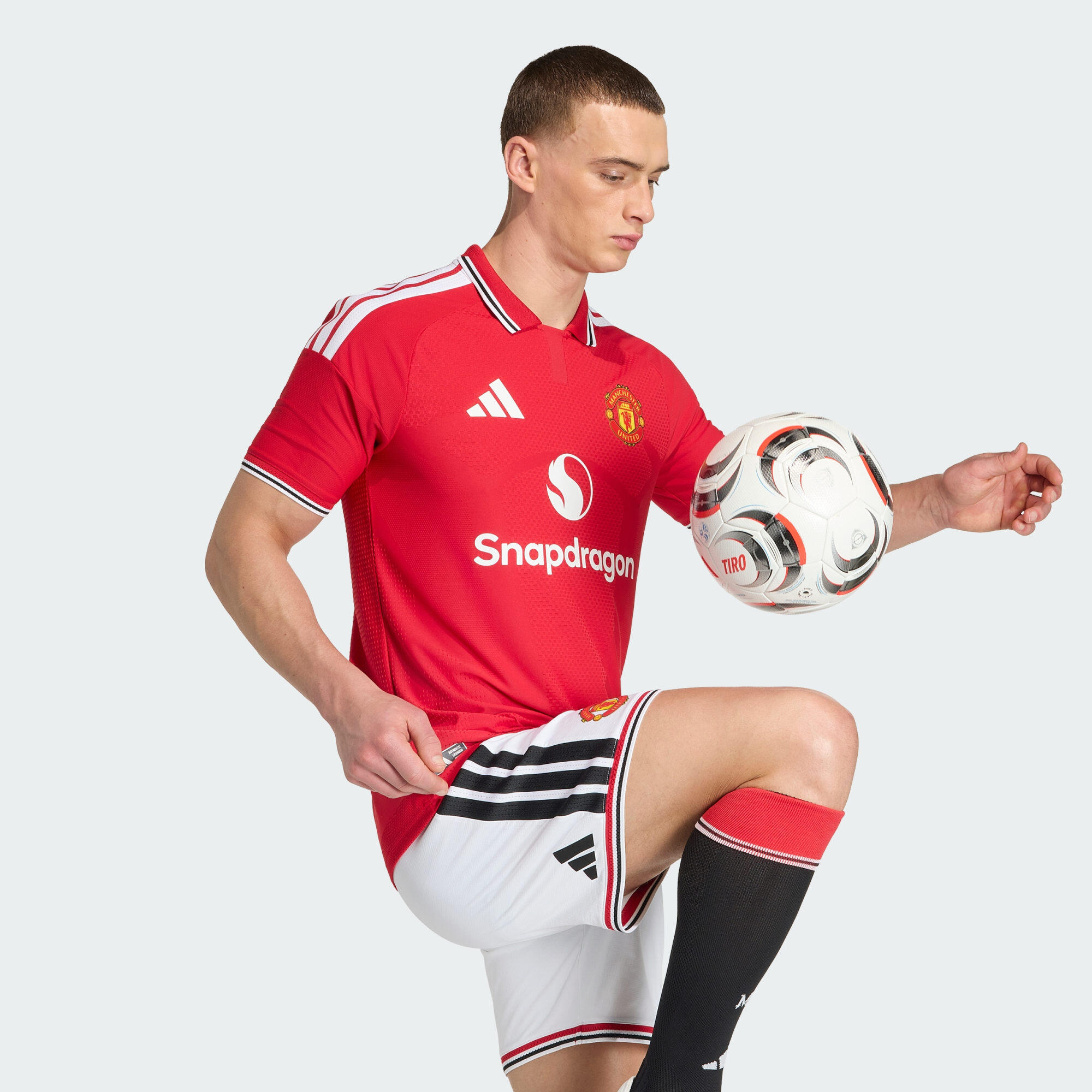 Manchester United 26/27 Authentic Heimtrikot 6/7