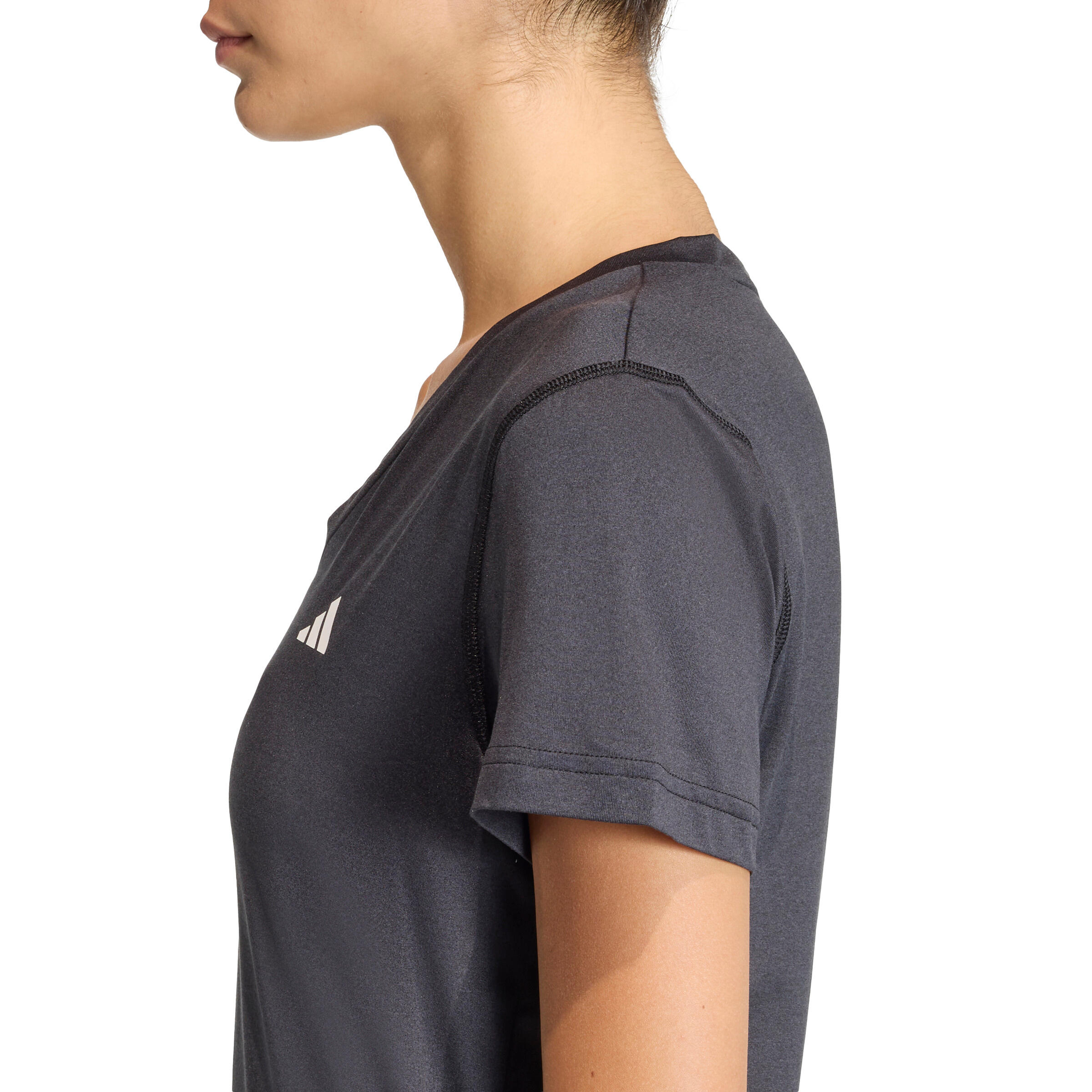 Workout Essentials V-Neck T-Shirt 7/14