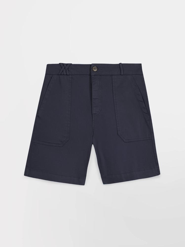 bleu navy / bleu marine.