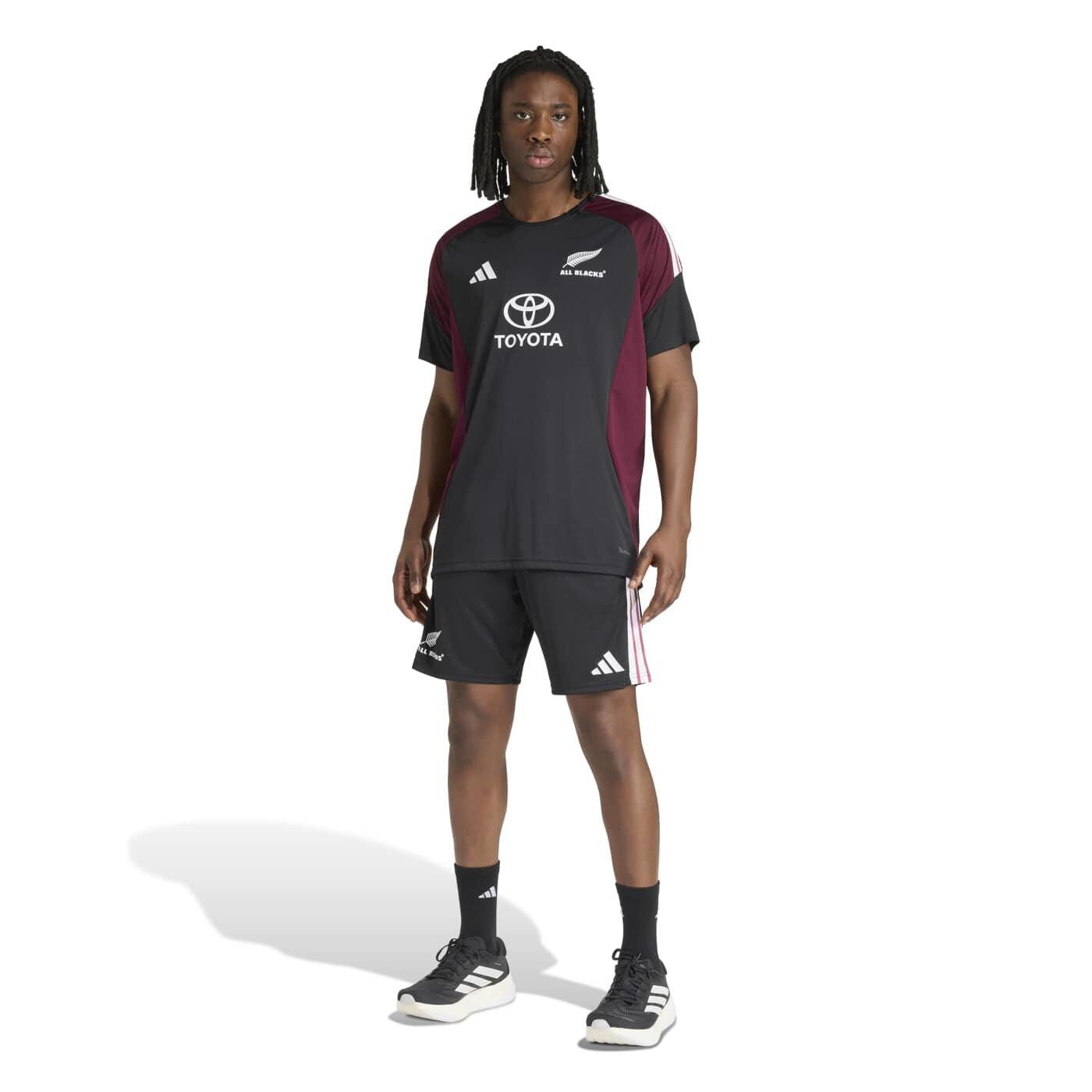 Camiseta Adidas All Blacks Performance 5/7