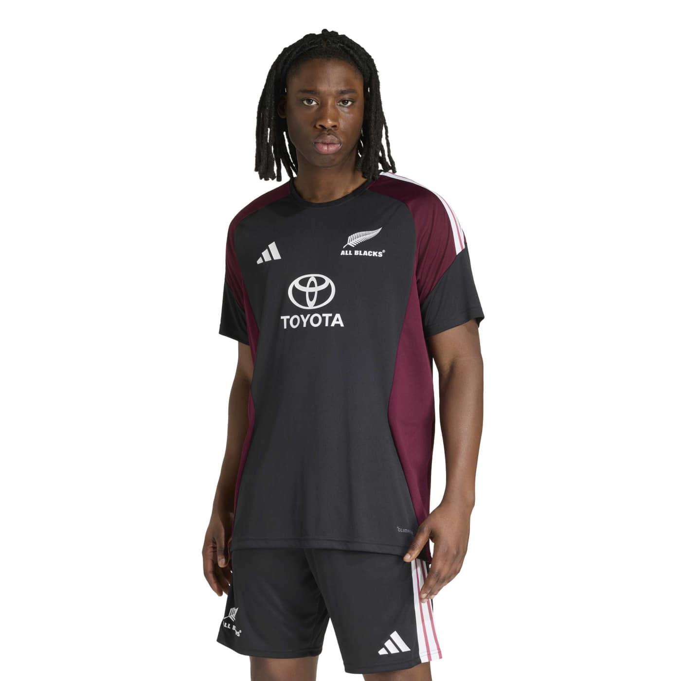 Camiseta Adidas All Blacks Performance 3/7