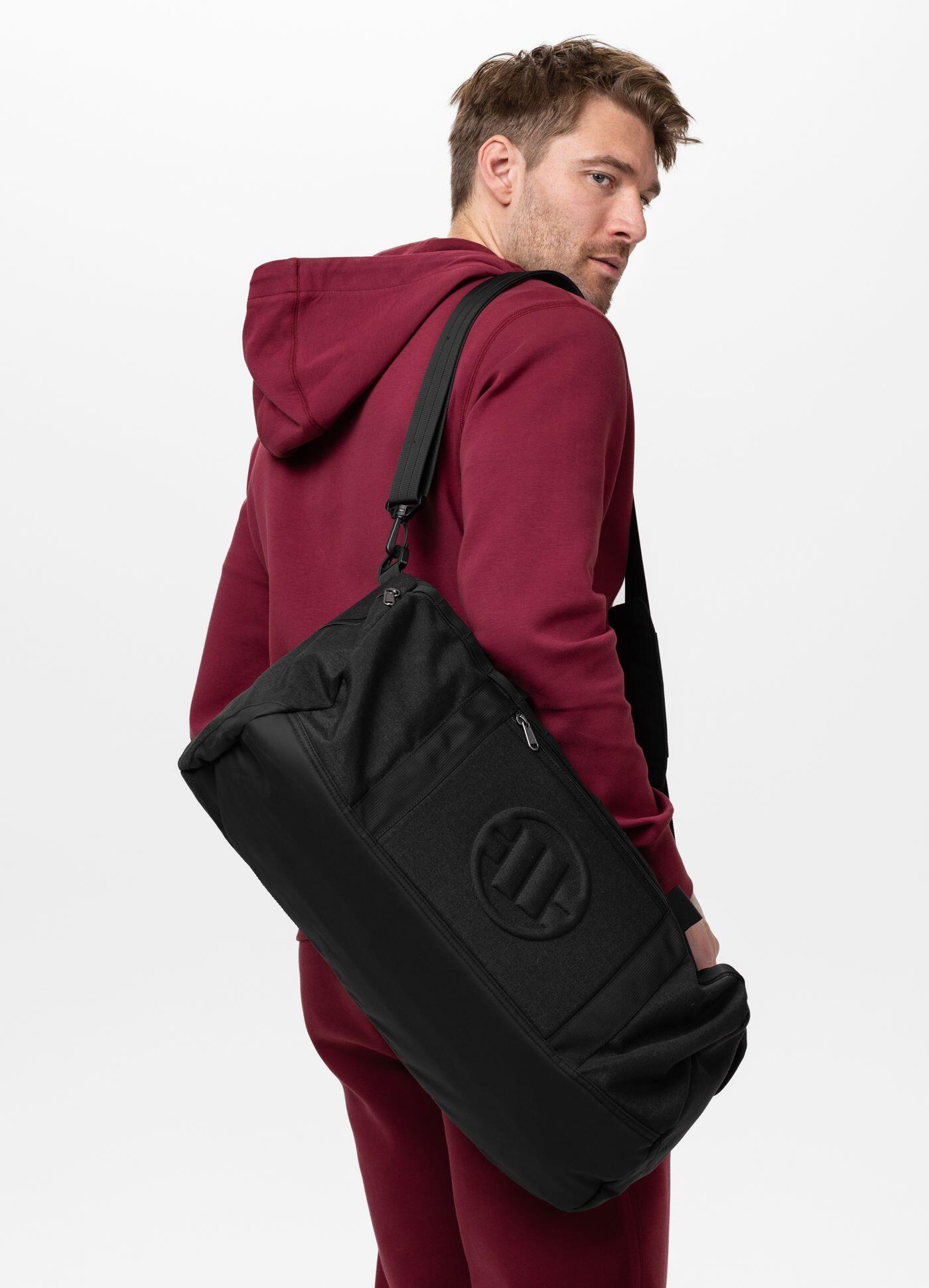 Torba sportowa treningowa PITBULL codzienna miejsce na laptopa HORNET 4/15