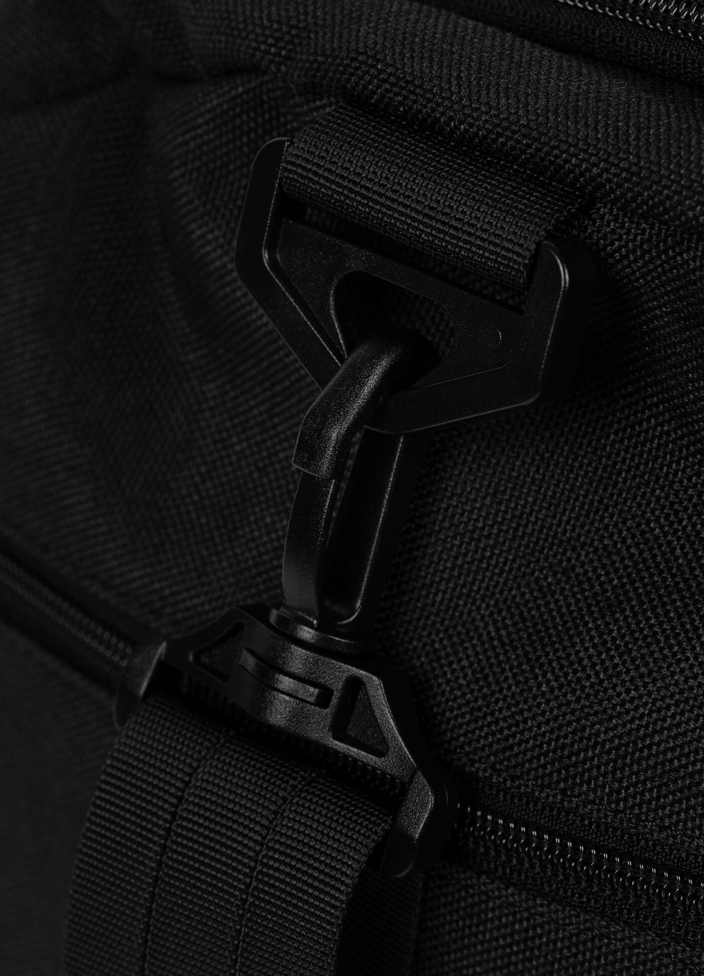 Torba sportowa treningowa PITBULL codzienna miejsce na laptopa HORNET 11/15