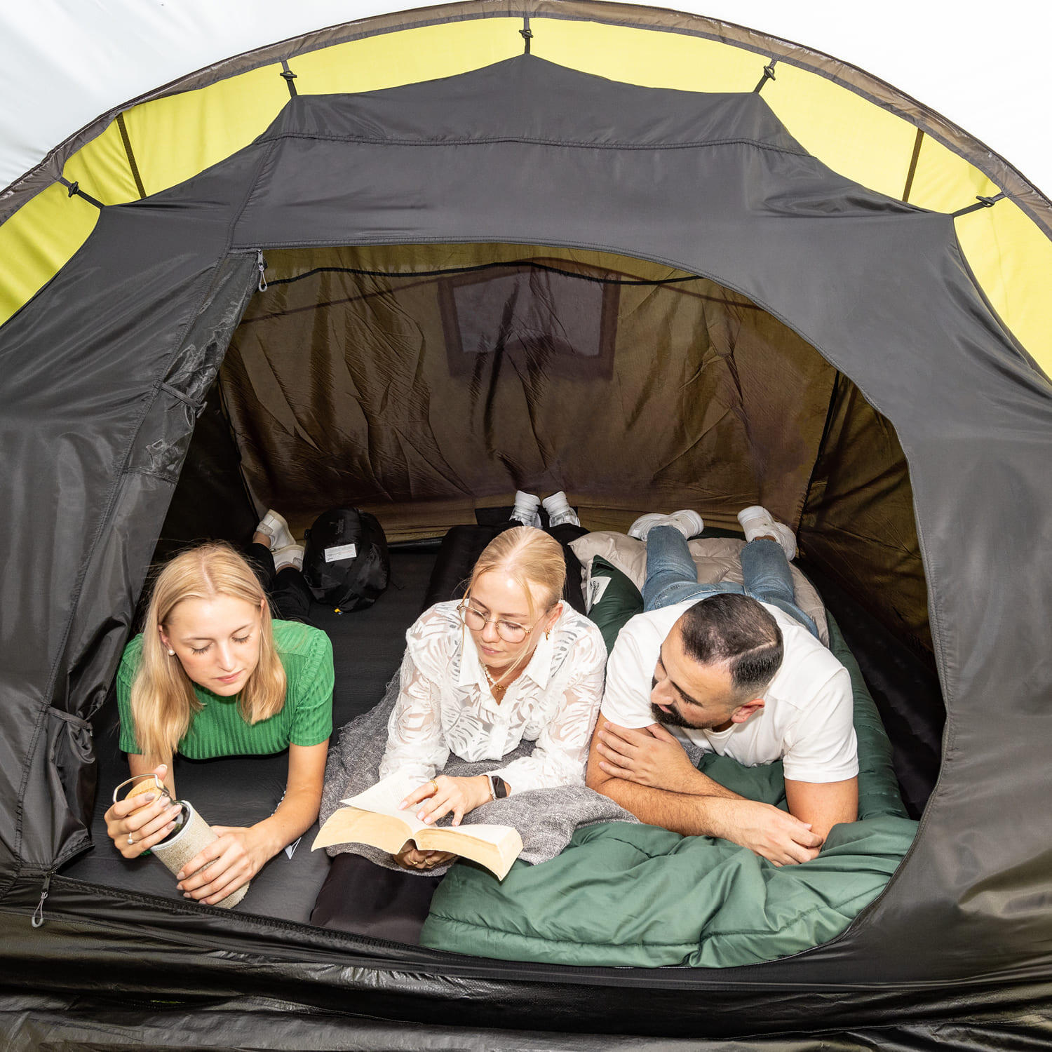 Tweedehands – Koepeltent Hammerfest 6 - Campingtent – Voor 6 personen 6/7