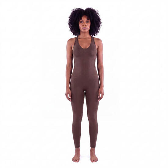 Lange jumpsuit voor dames, verkrijgbaar in diverse kleuren.