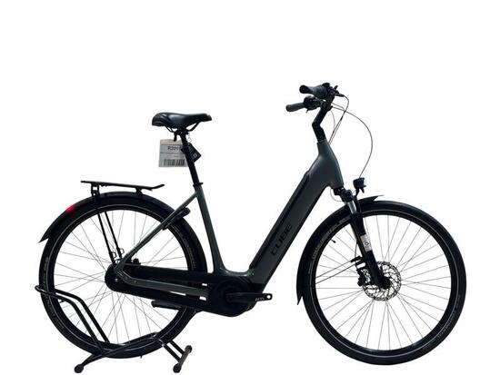 Refurbished - E-Bike Cube Supreme RT Hybrid Pro 625 Shimano Nexus - Zeer goed
