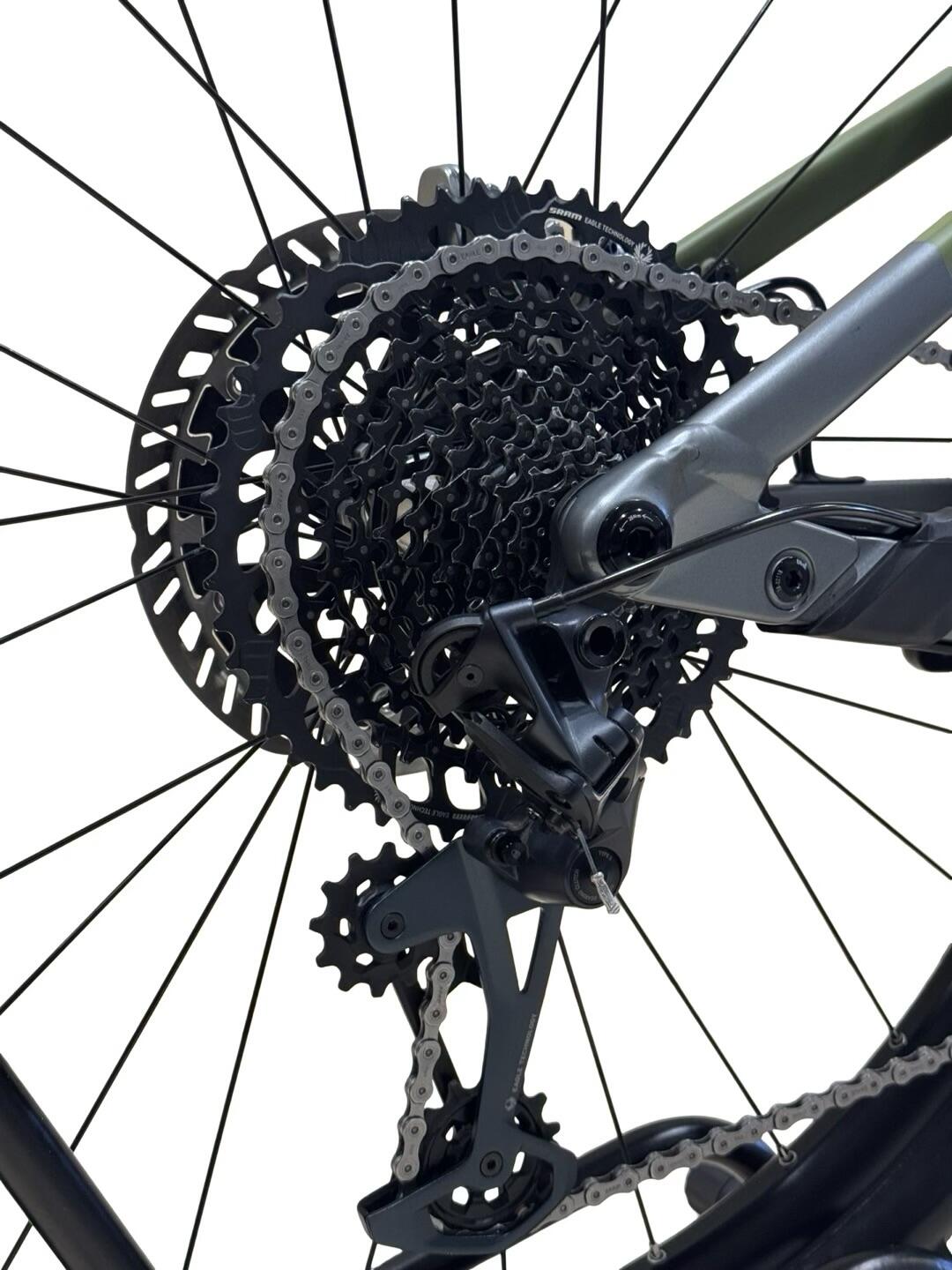 Segunda vida - Bicicletas E-montanha Cube Stereo Hybrid 140 HPC TM  - Como novo 14/14