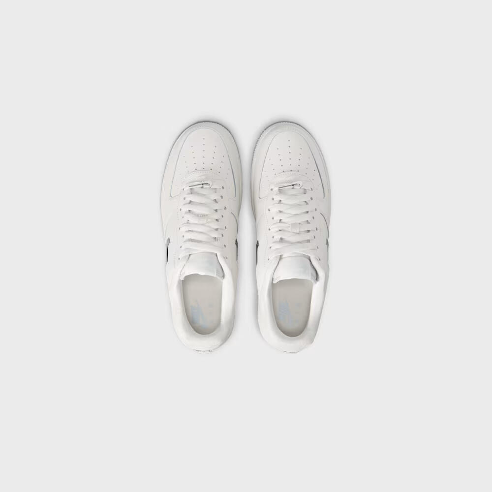 Chaussures Nike Wmns Air Force 1 '07 Iu7558 030 4/7