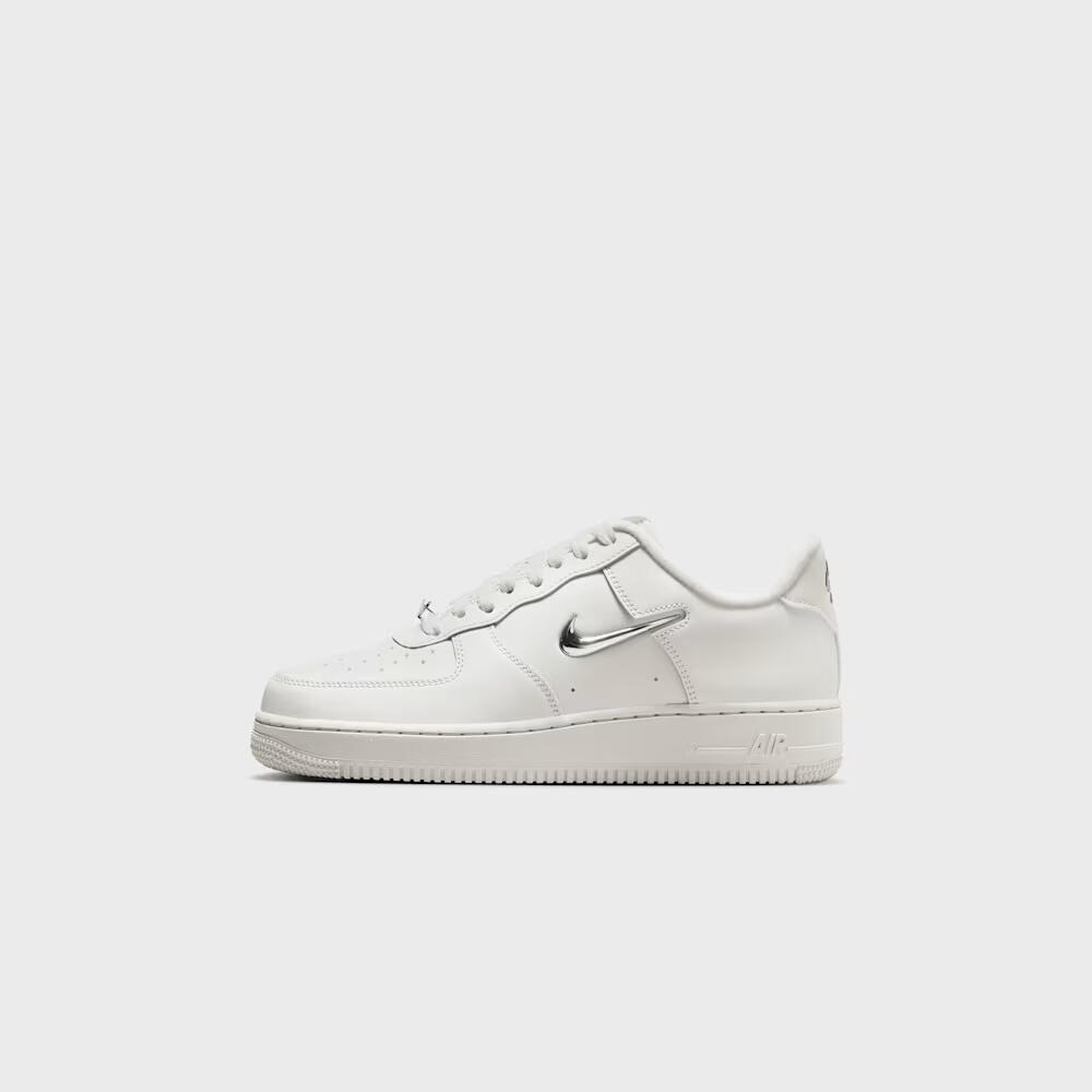 Chaussures Nike Wmns Air Force 1 '07 Iu7558 030 3/7