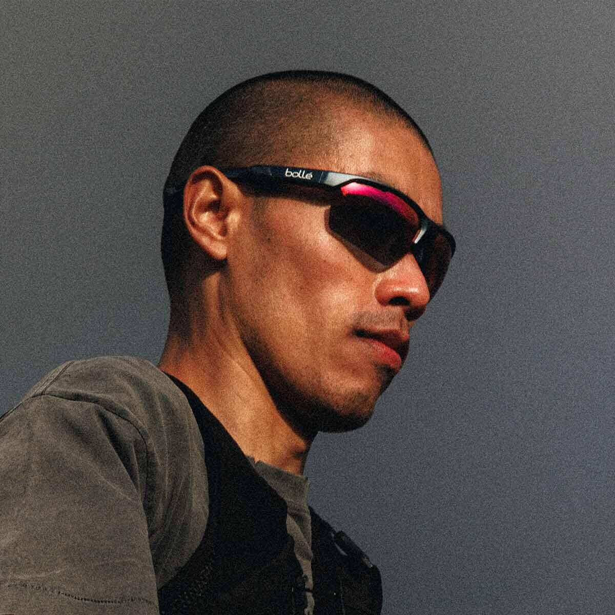 Sportbrille VICTUS PRO mit photochromen Gläsern Kat 0-3 9/10