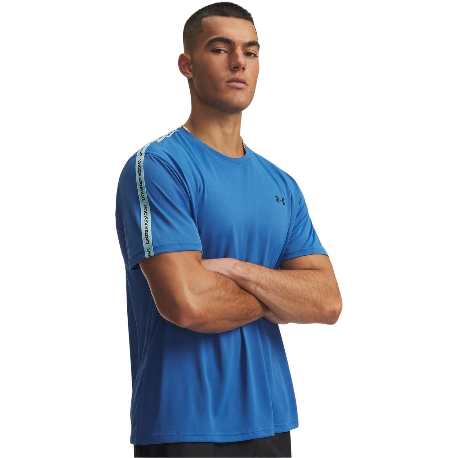 UNDER ARMOUR picture