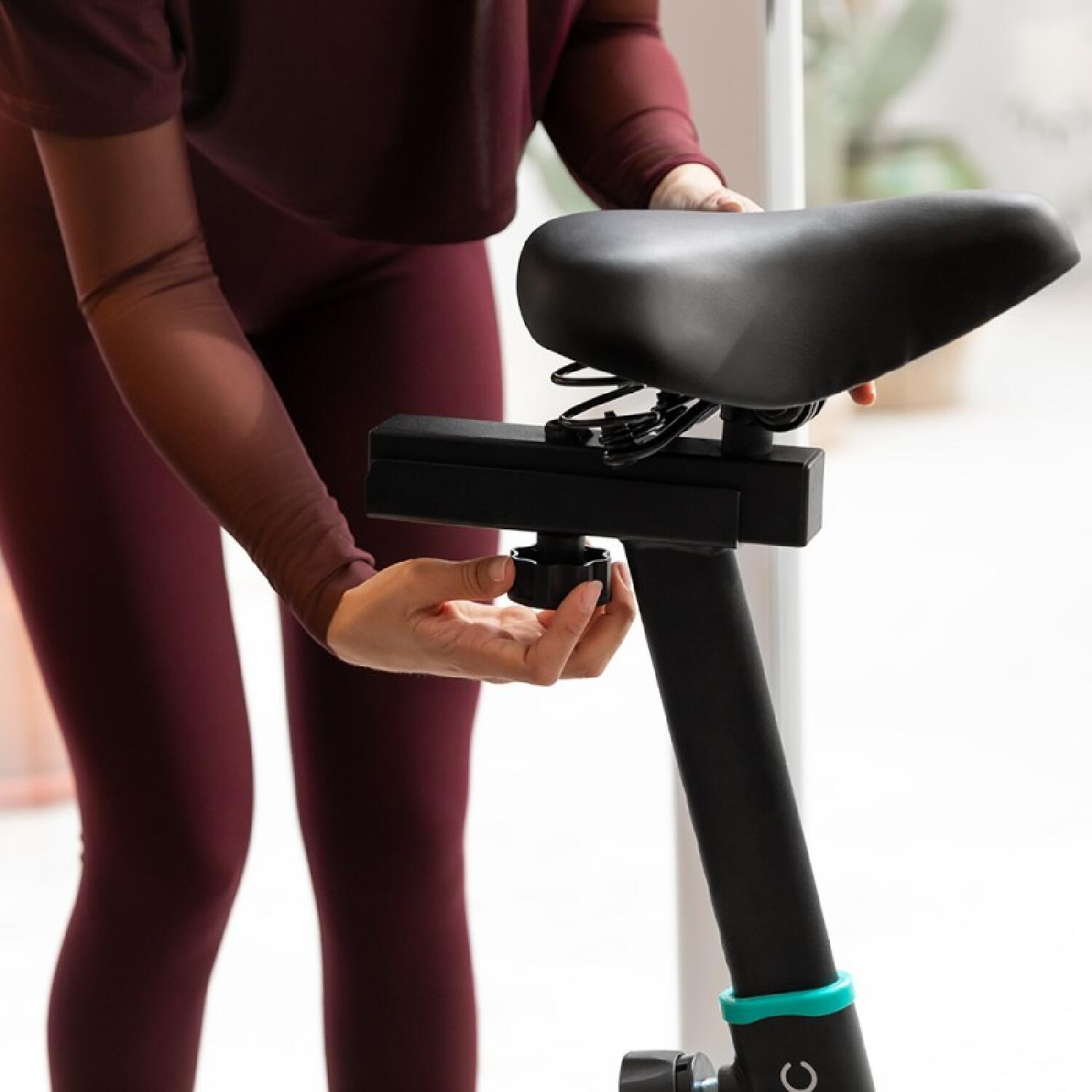 Cecotec Bicicleta indoor com volante de inércia de 10 kg, resistência manual, mo 3/7