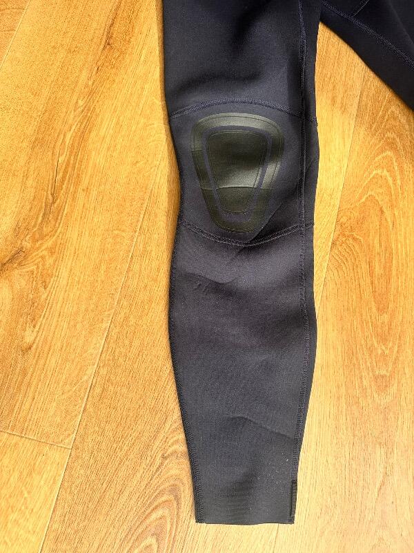 Tussen Particulieren - Wetsuit 2XL 6/7