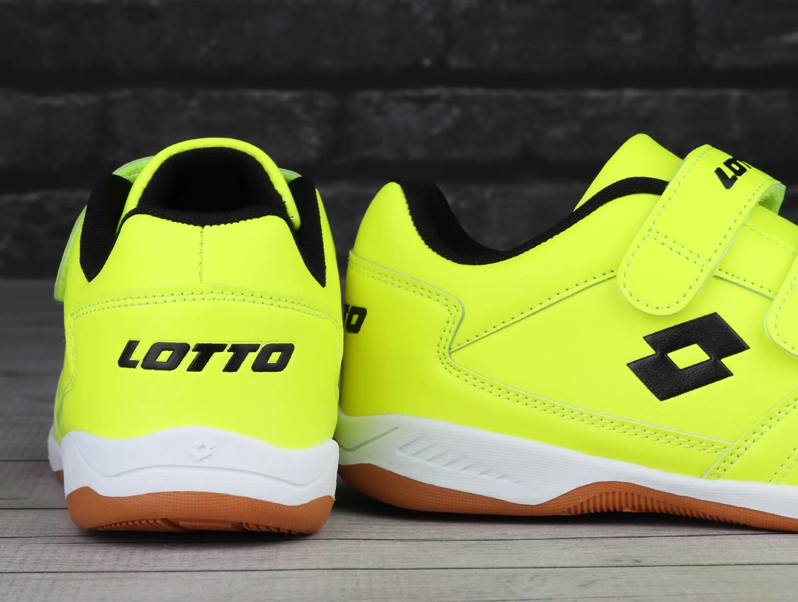 Zapatos con tacos Lotto infantiles para fútbol sala amarillo 6/7