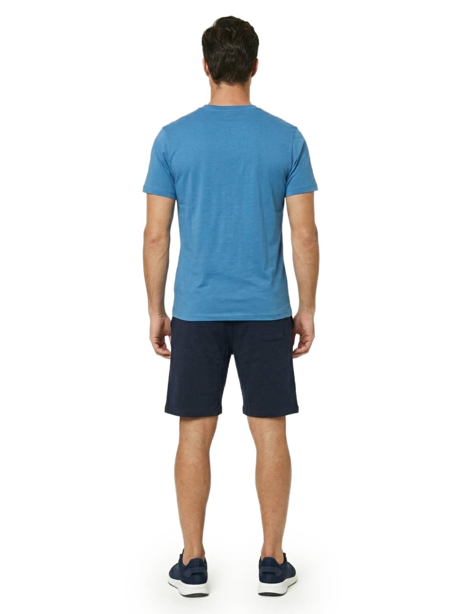 Conjunto básico de camiseta y bermudas para hombre. 4/5