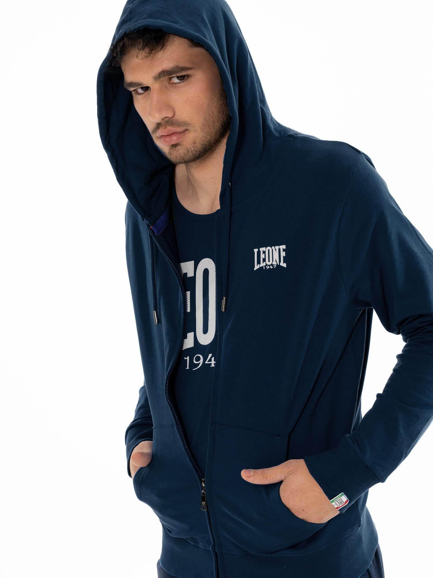 Moletom masculino com zíper e logo pequeno. 5/5