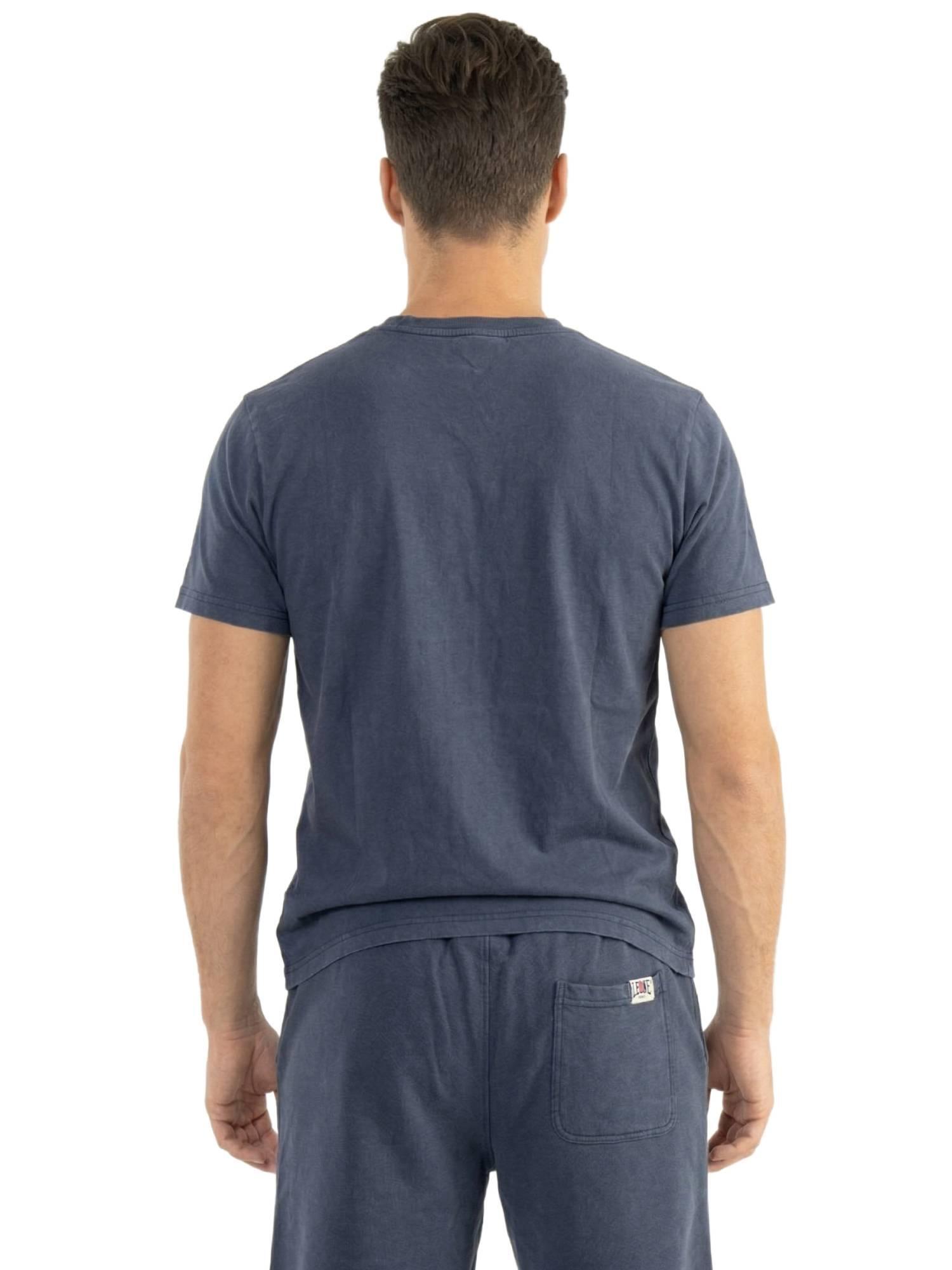 Camiseta masculina de manga curta em tom pastel 4/5