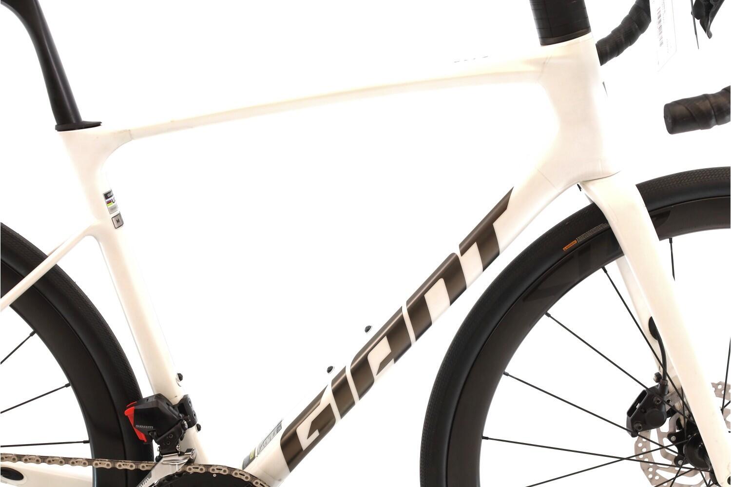 Bici strada ricondizionata ·  Defy Advanced Pro 1 AXS 12V · Ottimo stato 2/8
