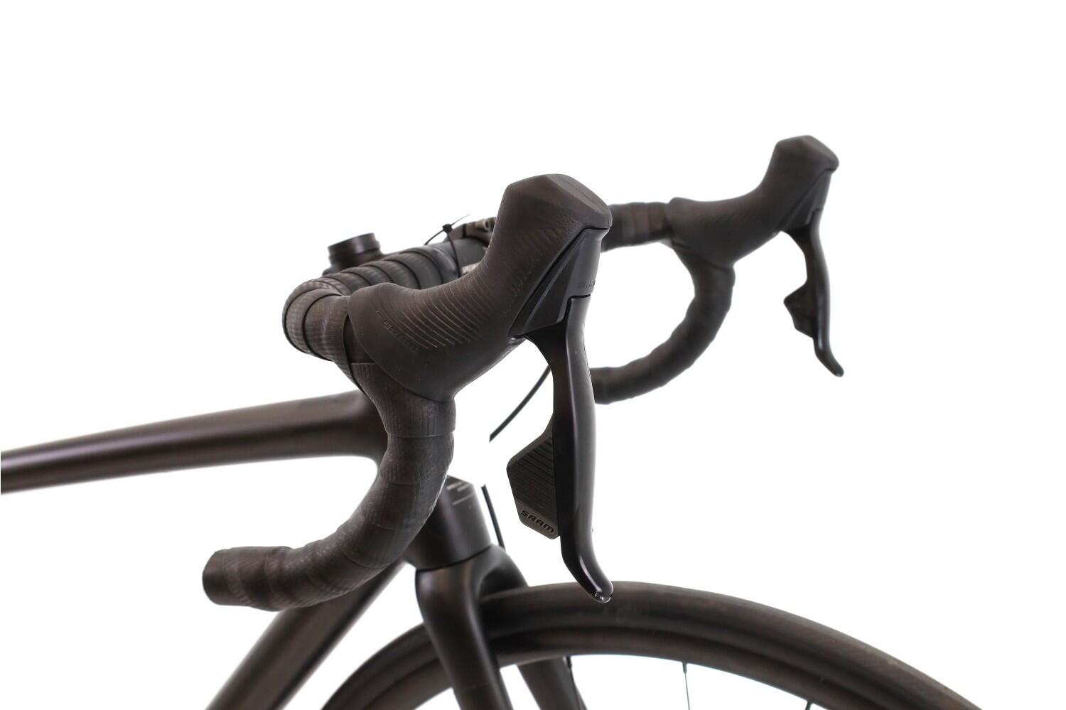 Vélo de route reconditionné ·  Aethos AXS 12V · Très bon état 6/8