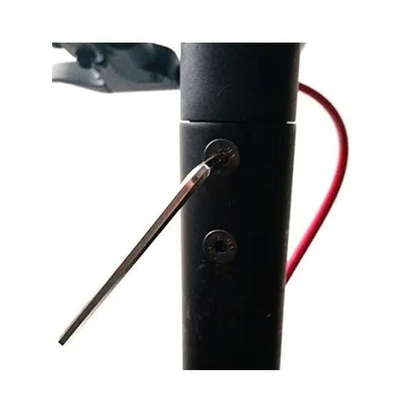 Șuruburi pentru tubul furcii față a mânerului M365/Pro/1S/Pro 2 (M-17E) 4/4