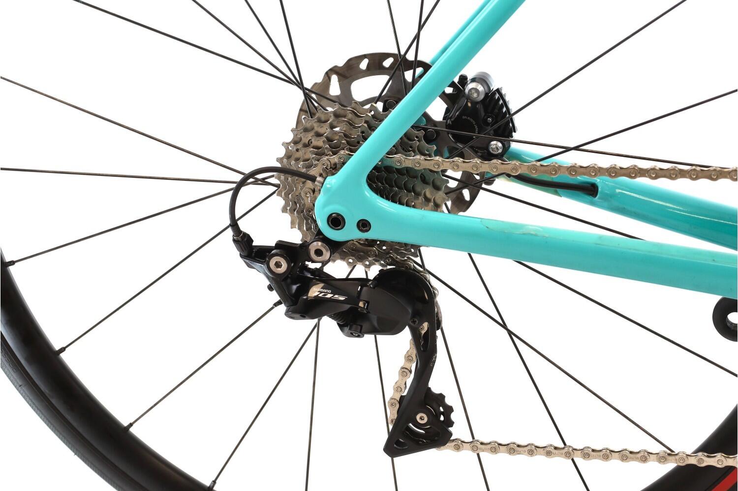 Segunda Vida · Bicicleta estrada ·  Tarmac · Muito bom estado 3/8