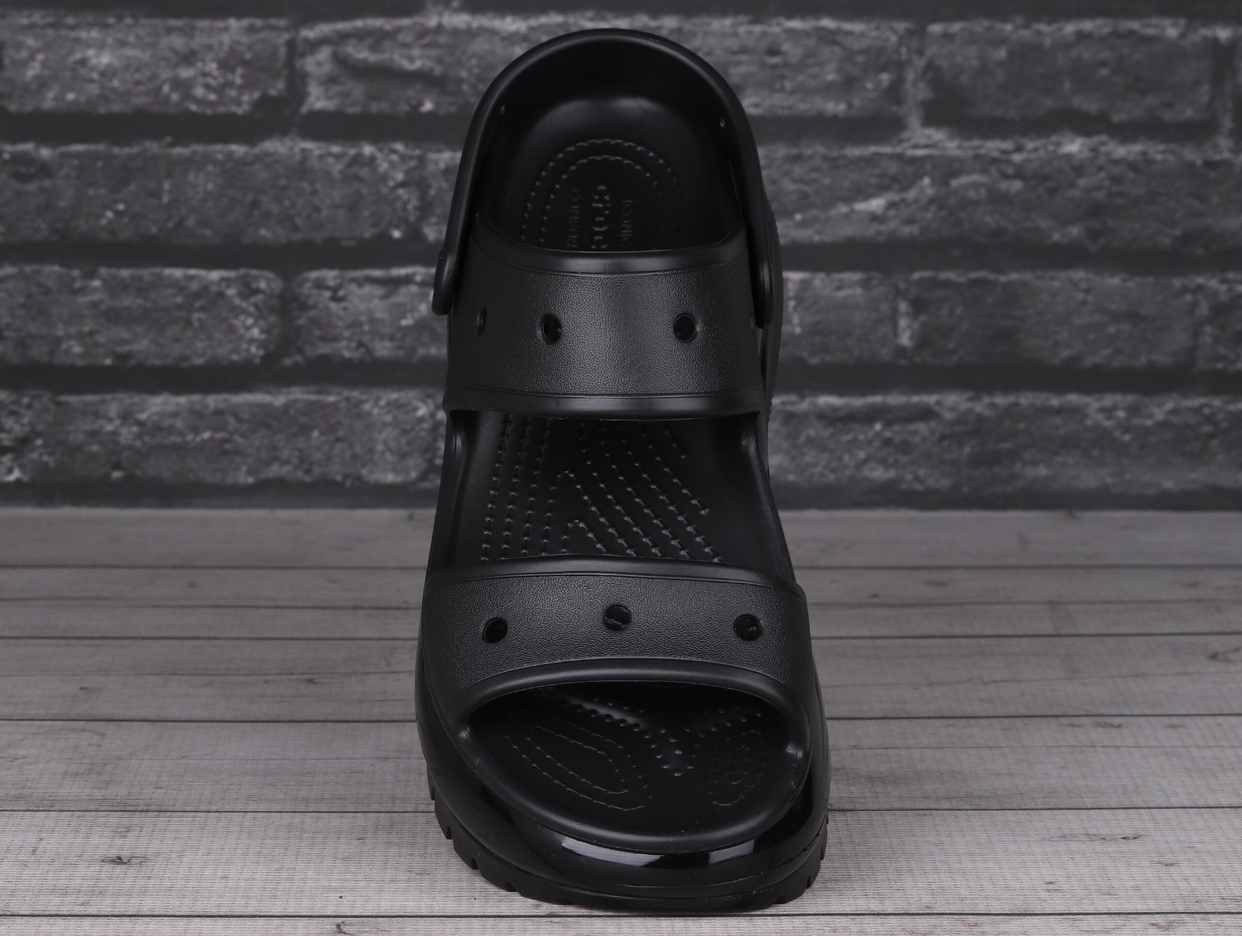 Sandały  damskie platformy  Crocs MEGA CRUSH 6/6
