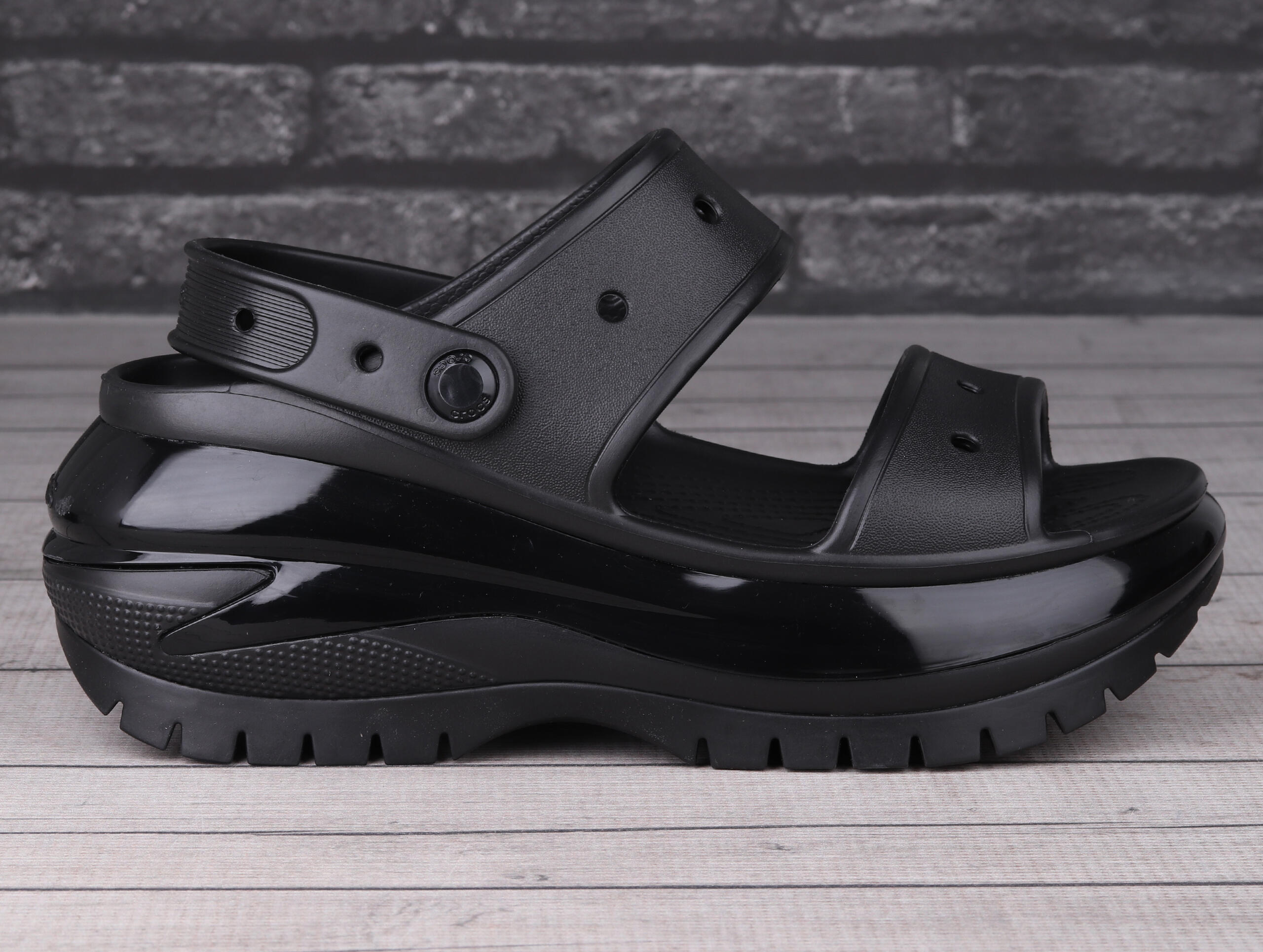 Sandały  damskie platformy  Crocs MEGA CRUSH 2/6