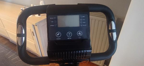 Entre Particuliers - Vélo d'appartement 3/4