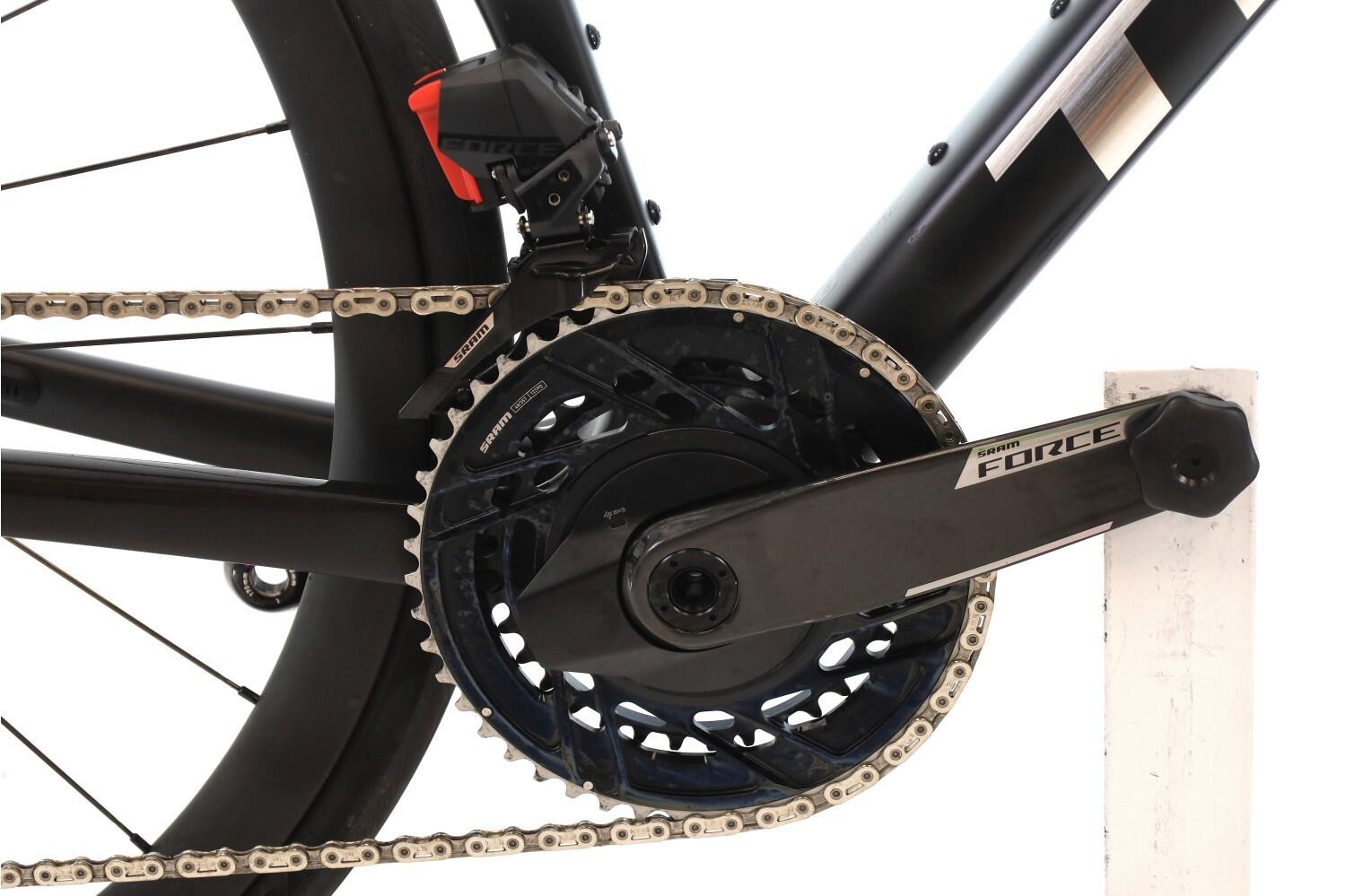 Vélo de route reconditionné ·  Madone SL 6 AXS 12V · Très bon état 4/8