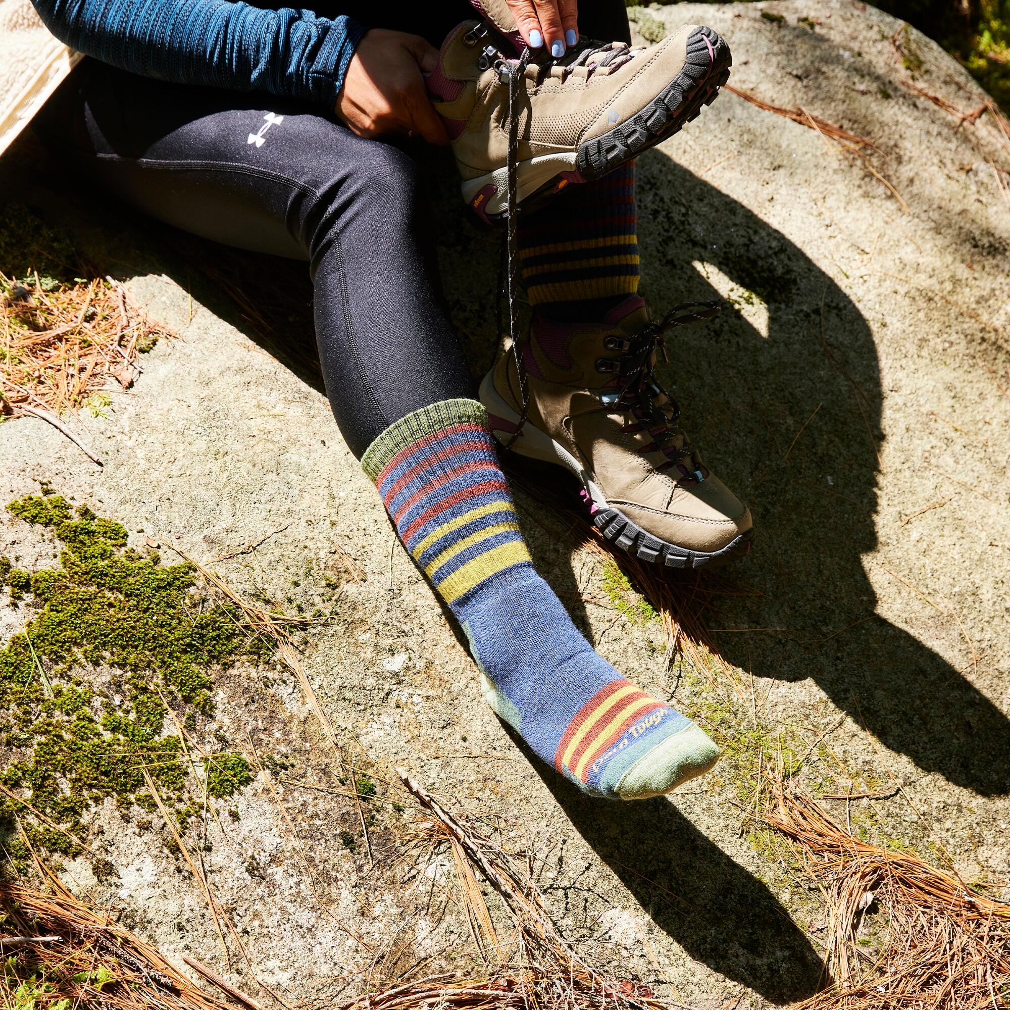 Ladies Boot Midweight Hiking Merino Wool Seamless Socks 3/6