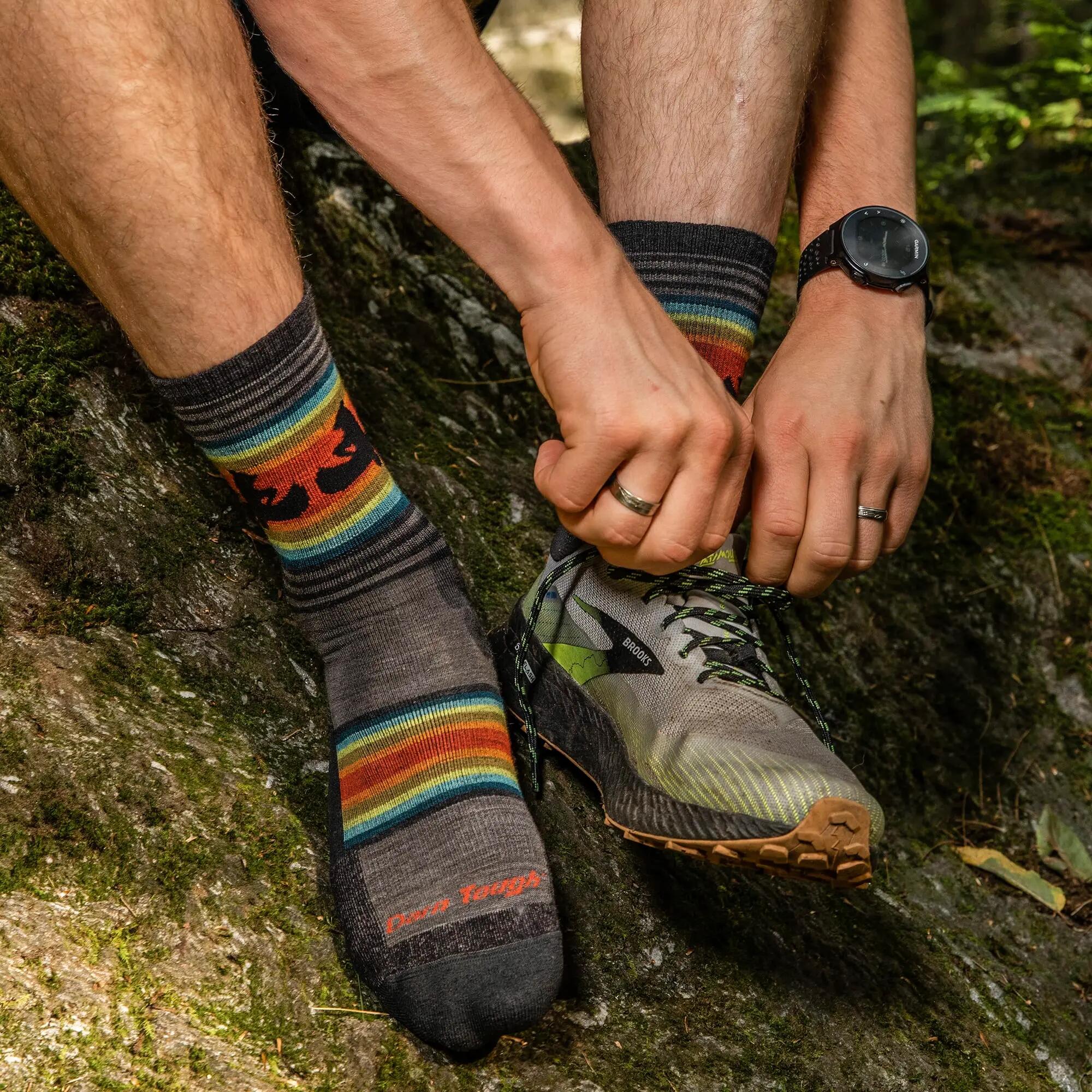 Darn Tough - Herren Micro Crew Merinowolle Wandersocken mit Animal-Muster 3/6
