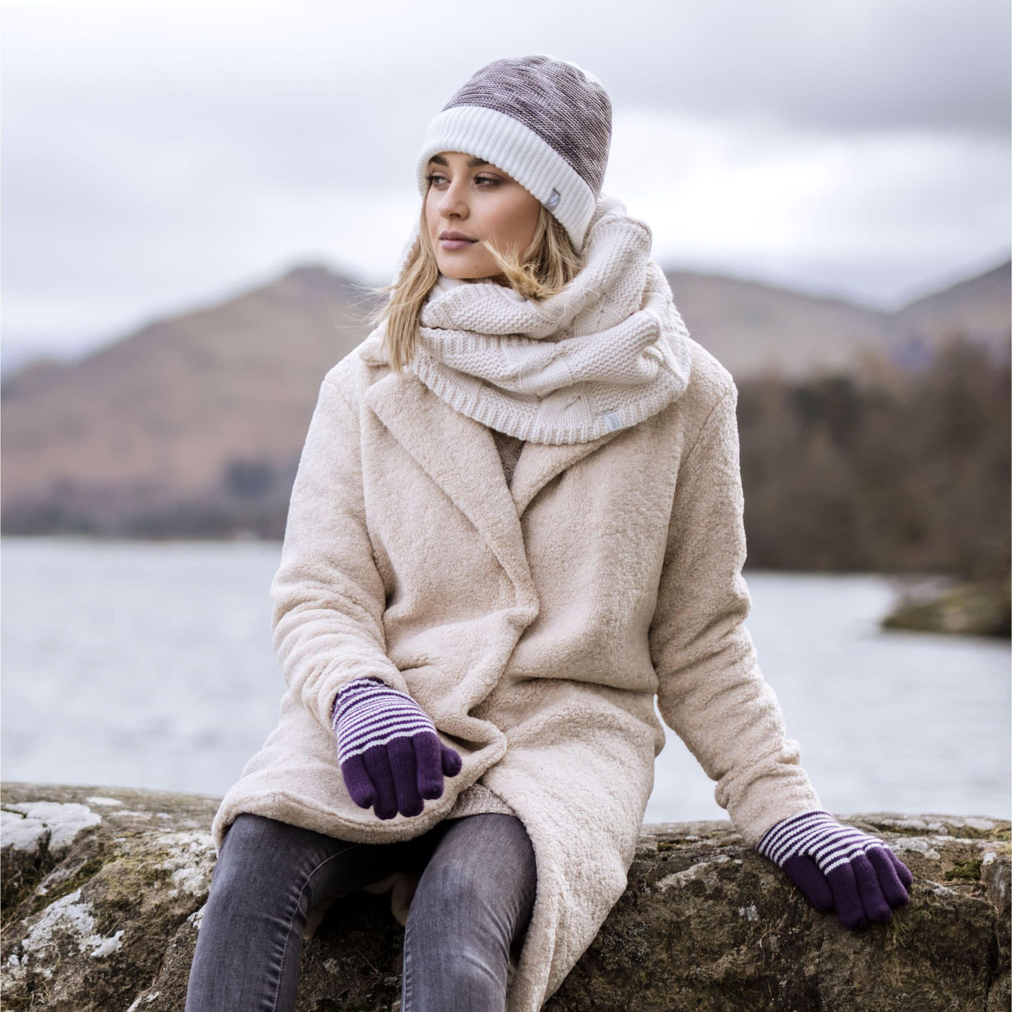 Heat Holders - Cappello Donna Pompon Maglia Caldo e Confortevole. 3/5