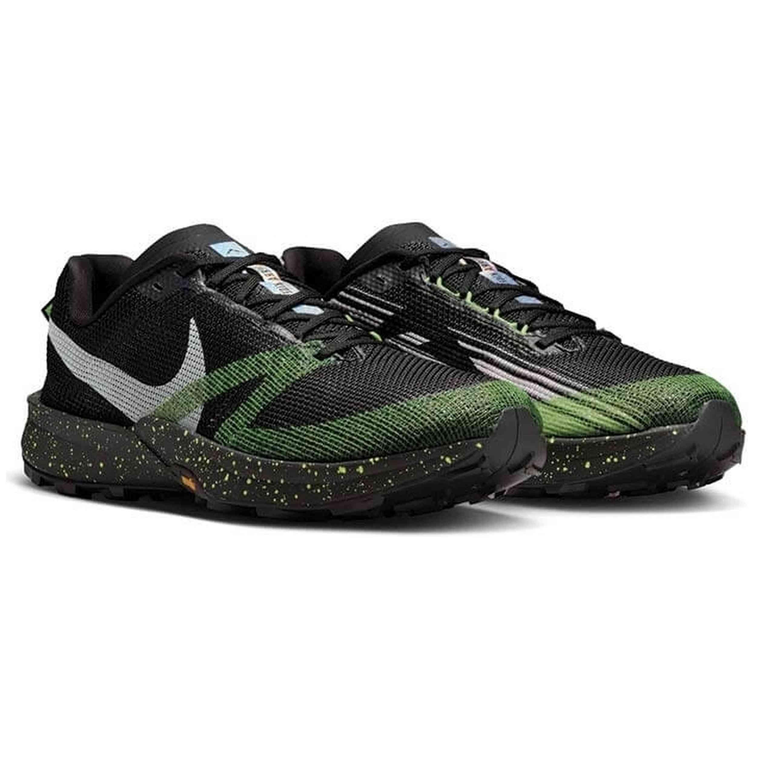 Chaussures de randonnee Nike modèle Nike Terra Kiger 10 "Volt Ice" pour homme 3/5