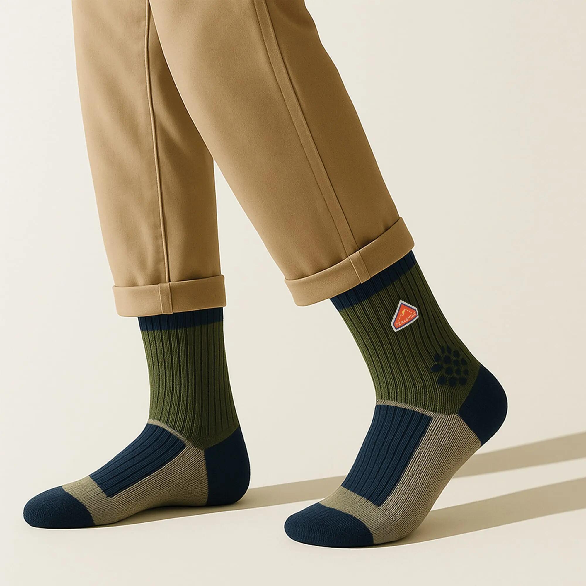 Recycled Wool Mid Colour Block Hiking Socks for Men and Women 4/5