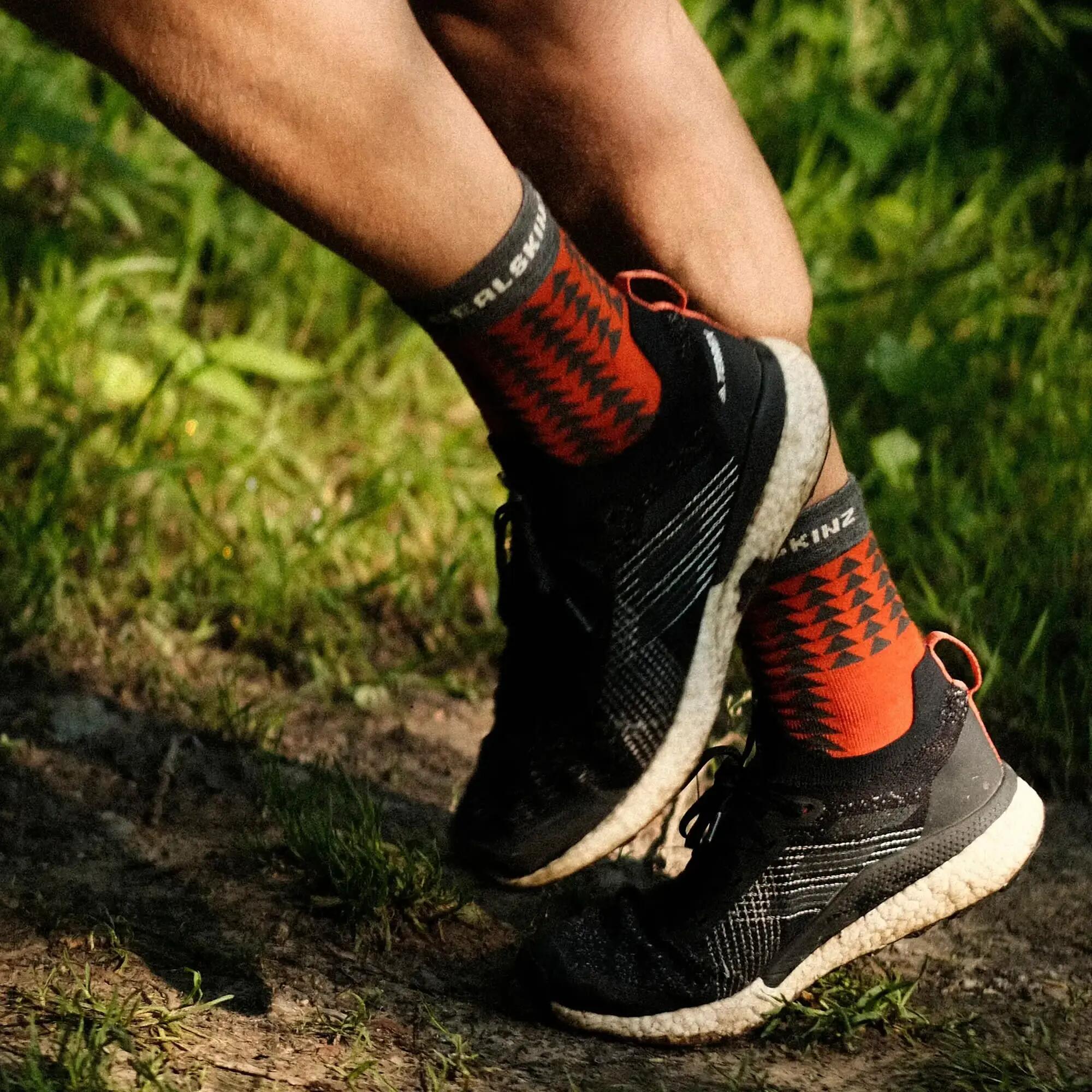 Merino Mid Length Running Socks for Men and Women 4/6