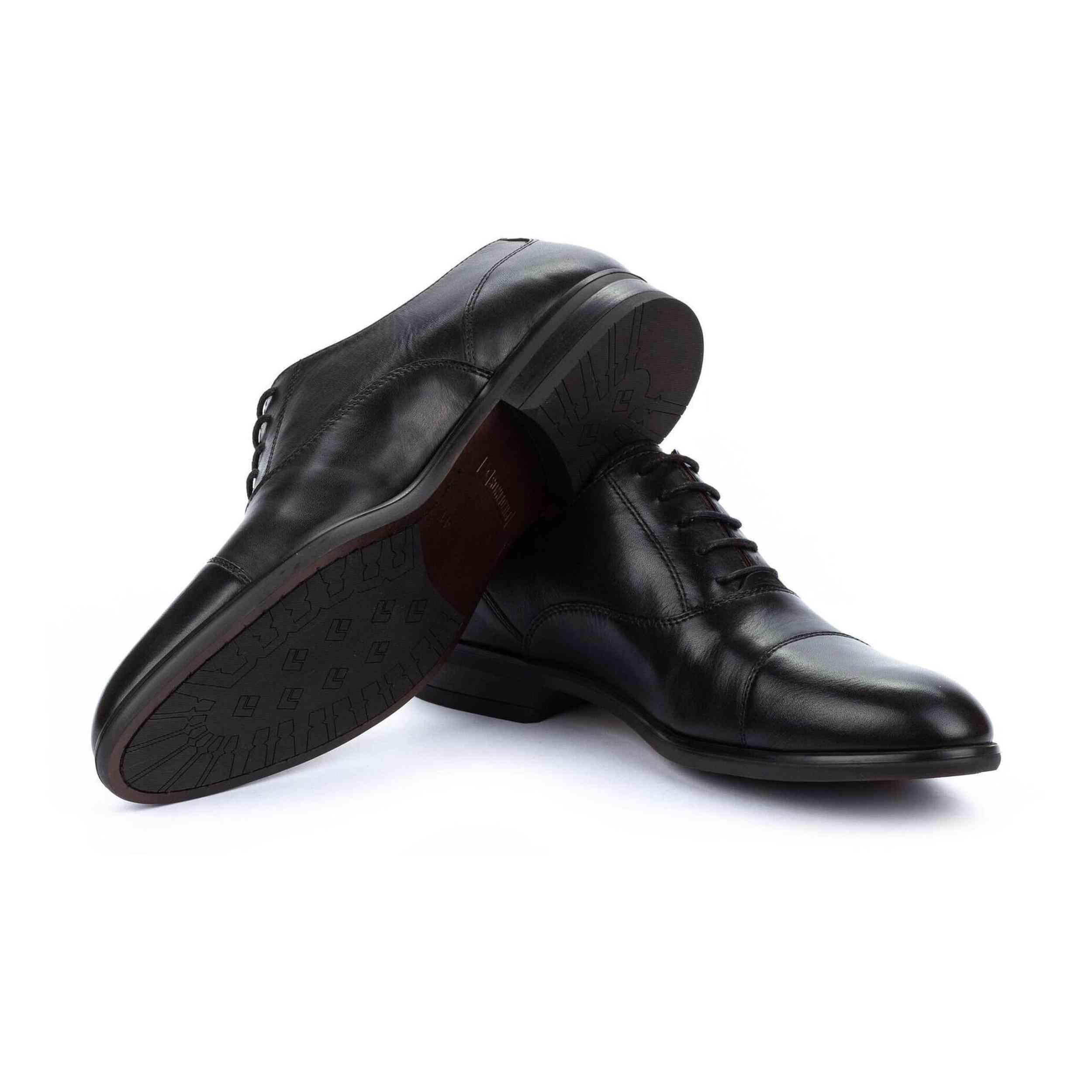 Sapatos de renda Pikolinos modelo M7J-4184-000 para homem 4/4