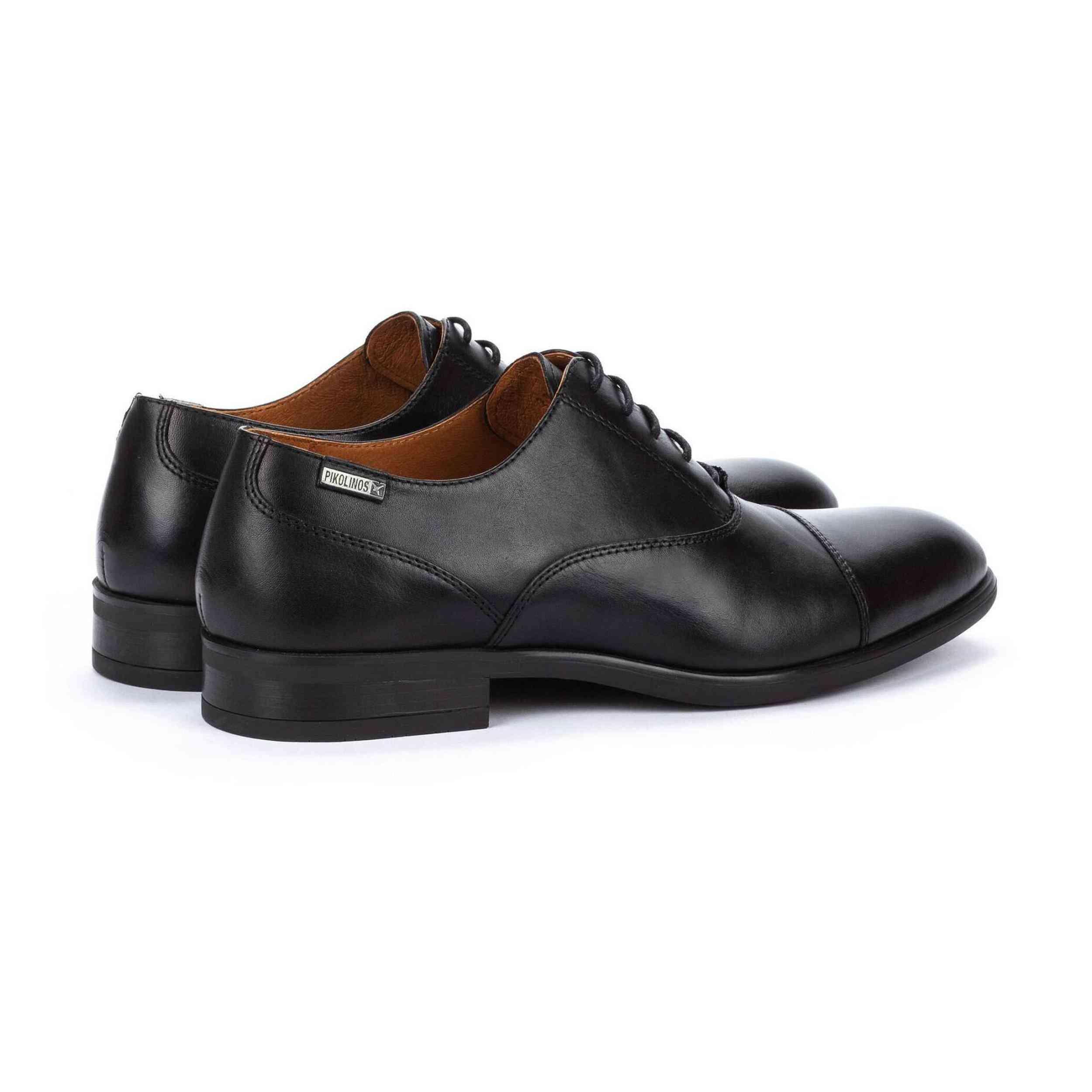 Sapatos de renda Pikolinos modelo M7J-4184-000 para homem 2/4