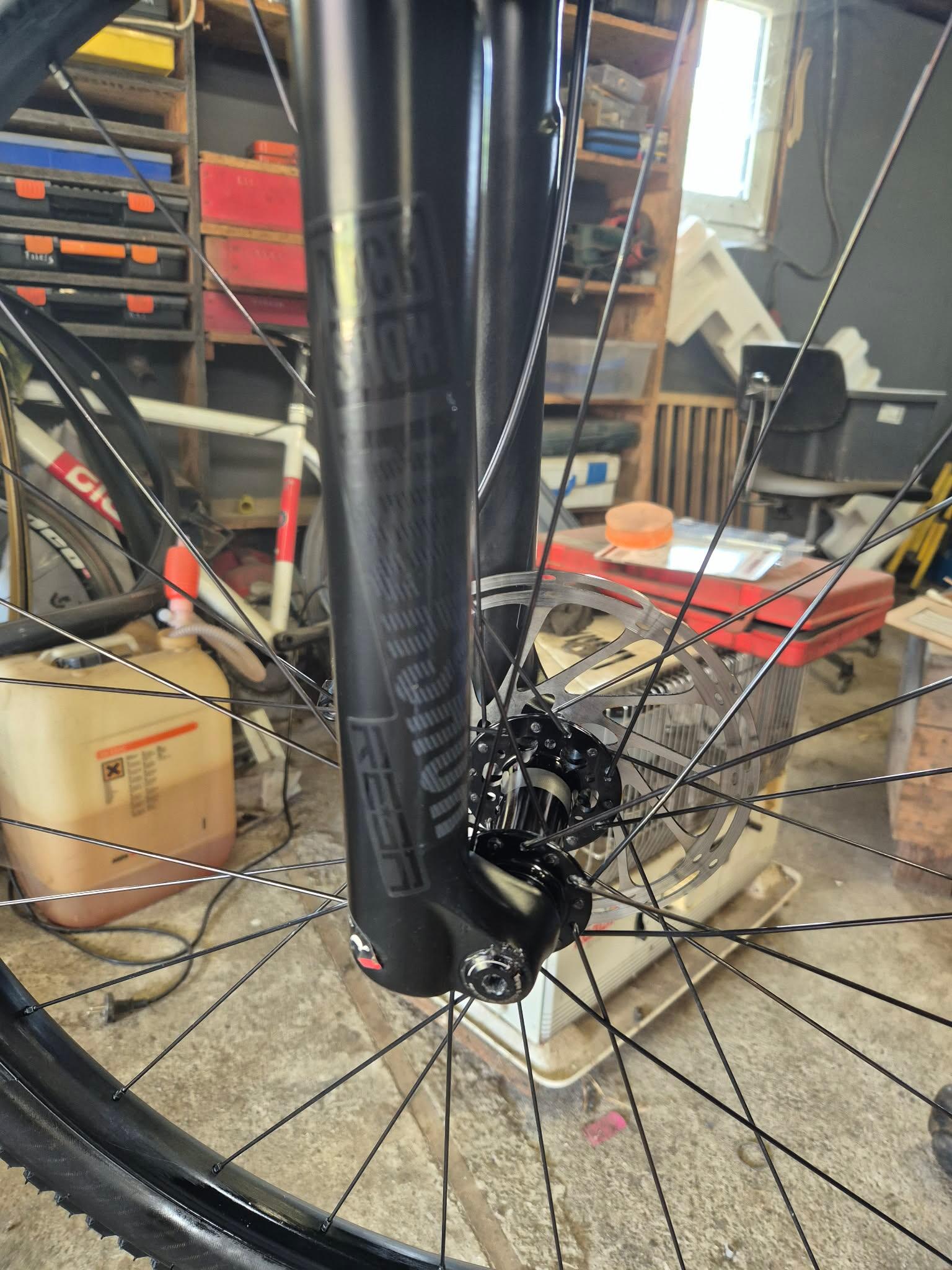 Entre Particuliers - Vtt specialized 6/7