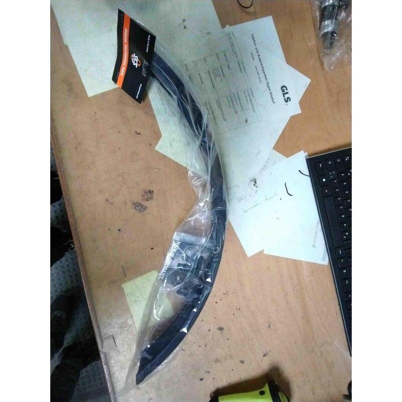Paravană spate SKS Infinity Universal
