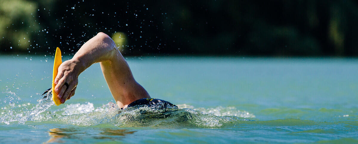 Finis Freestyle Paddles | Yellow 2/4