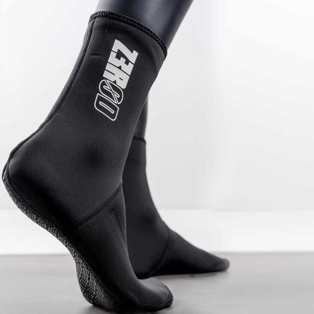 Chaussons néoprène Zerod 2mm SCHWARZ taille 43/46 3/5